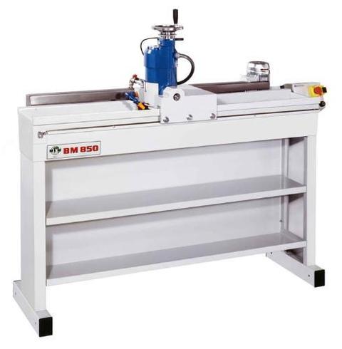 http://imagenes.solostocks-italia.it/affilatrice-per-lame-lineari-modello-bm-650850-215980z0.jpg
